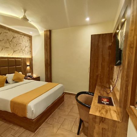 Hotel Riva International Goregaon- Near Nesco Bombay Exterior foto